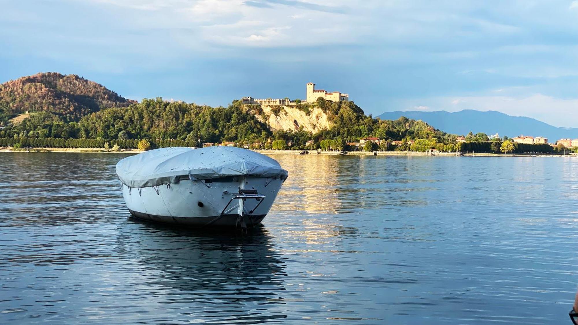 Fwl Italian Romance On The Lake Apartment Arona Exterior foto